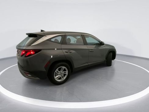 Used 2026 Hyundai Tucson SE FWD image 4