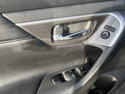 Used 2015 Nissan Altima 2.5 SL w/ Moonroof Package image 11