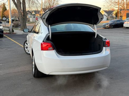 Used 2018 Chevrolet Impala LT w/ LT Convenience Package image 25