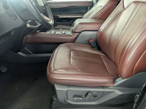 Used 2024 Ford Expedition Max Limited AWD/4WD image 14