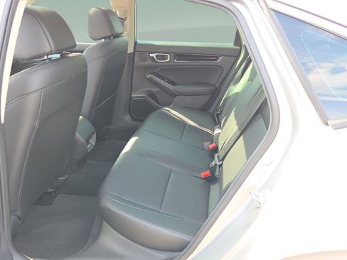 Used 2024 Honda Civic Touring image 14