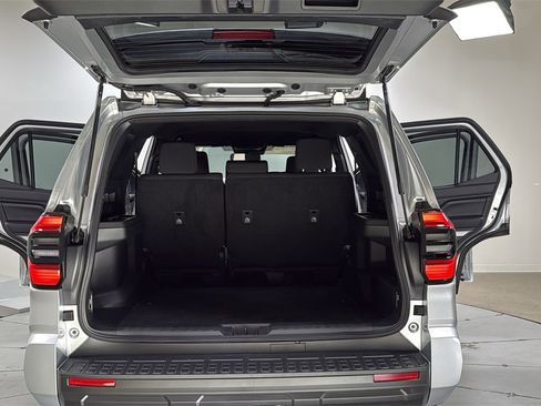 Certified 2025 Toyota 4Runner SR5 image 16