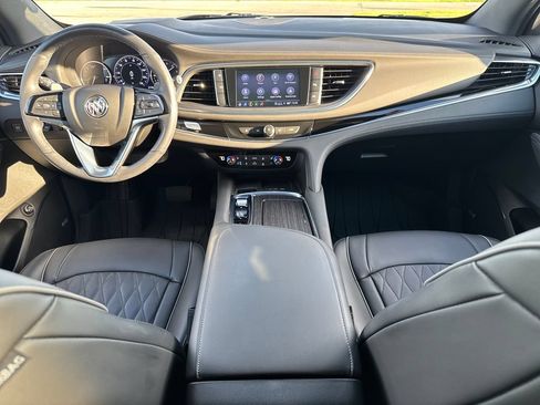 Certified 2024 Buick Enclave Avenir AWD/4WD image 19