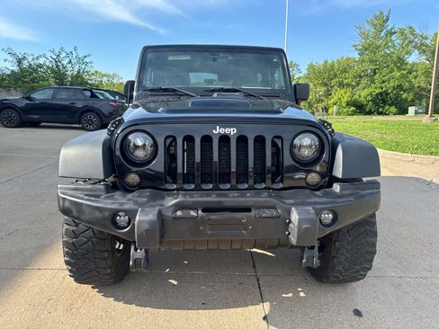 Used 2012 Jeep Wrangler Rubicon AWD/4WD image 8
