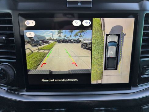 New 2026 Ford F250 Lariat w/ Black Appearance Package image 22