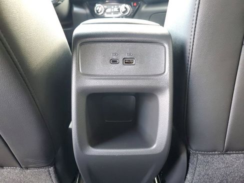 New 2026 Chevrolet Trax RS image 12