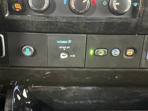 New 2025 Chevrolet Express 2500 image 47