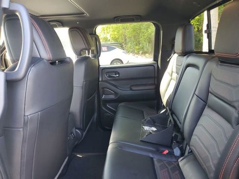 Certified 2025 Nissan Frontier PRO-4X w/ Pro Premium Package AWD/4WD image 10