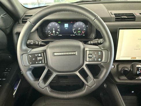 New 2026 Land Rover Defender 110 X-Dynamic SE AWD/4WD image 17
