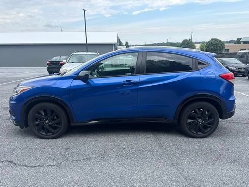 Certified 2022 Honda HR-V Sport image 2