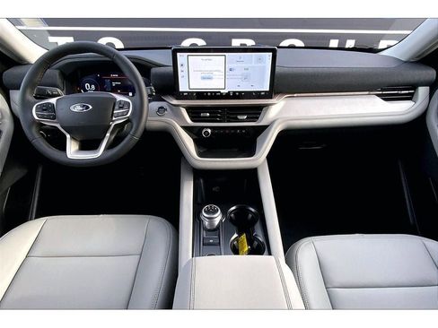 New 2026 Ford Explorer Active AWD/4WD image 22