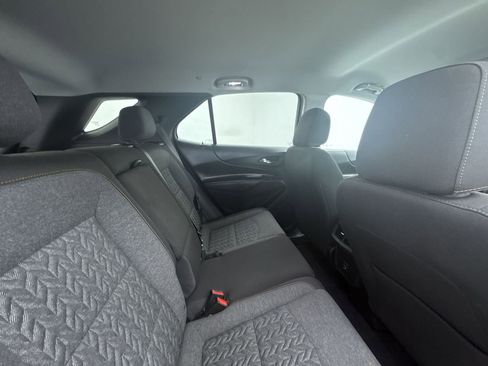 Used 2023 Chevrolet Equinox LT image 31