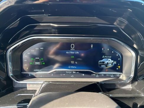 Used 2023 Chevrolet Silverado 1500 LT Trail Boss image 27