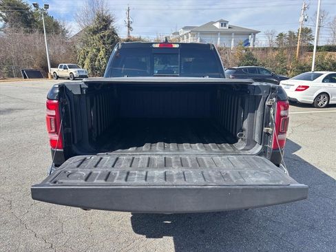 Used 2019 RAM 1500 Laramie image 26
