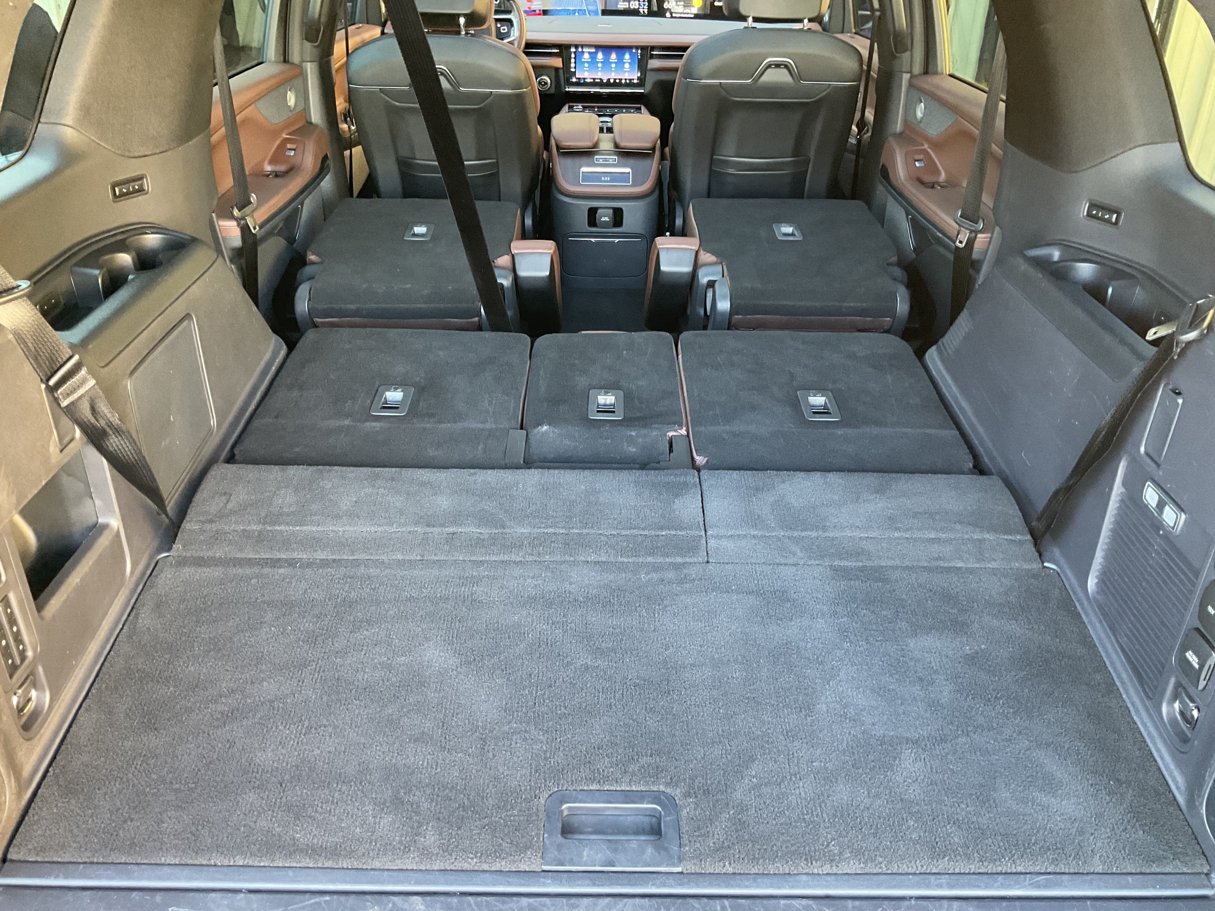 Used 2025 Lincoln Navigator Reserve AWD/4WD image 53
