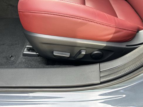 Certified 2025 MAZDA MAZDA3 Carbon image 22