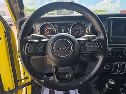 Used 2022 Jeep Wrangler Unlimited Sport AWD/4WD image 25