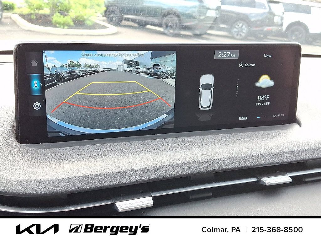 Used 2023 Genesis GV70 2.5T w/ Select Package AWD/4WD image 21