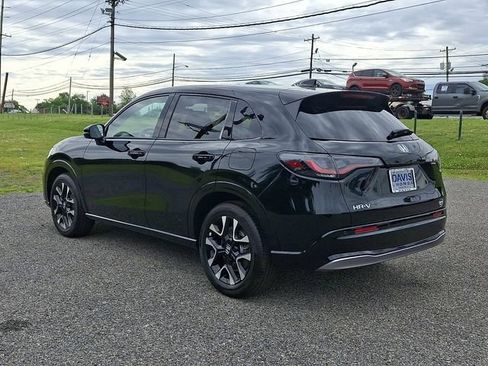 Certified 2026 Honda HR-V EX-L image 4