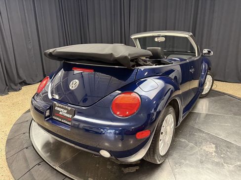 Used 2005 Volkswagen Beetle GL image 9