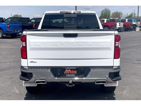 Used 2021 Chevrolet Silverado 1500 LTZ w/ Safety Package II AWD/4WD image 4
