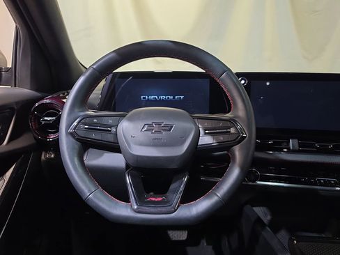 Used 2025 Chevrolet Equinox RS w/ Convenience Package III AWD/4WD image 11