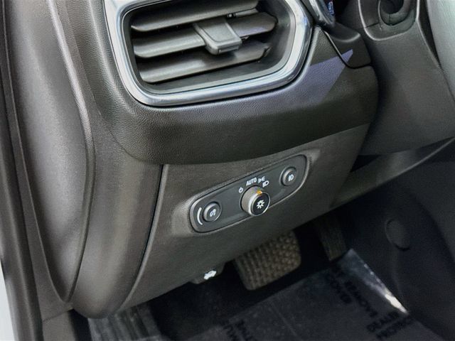 Used 2021 Chevrolet Equinox LT FWD image 10