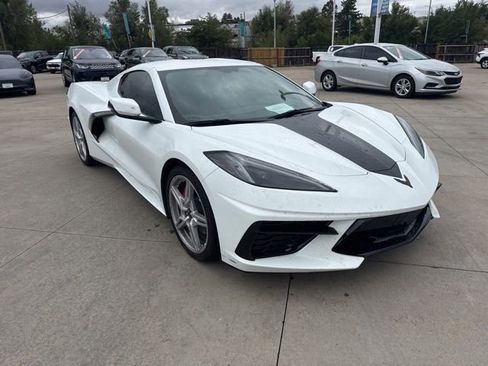 Used 2022 Chevrolet Corvette Stingray Preferred Cpe RWD image 3