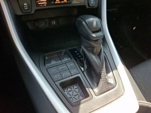 Certified 2024 Toyota RAV4 XLE AWD/4WD image 14