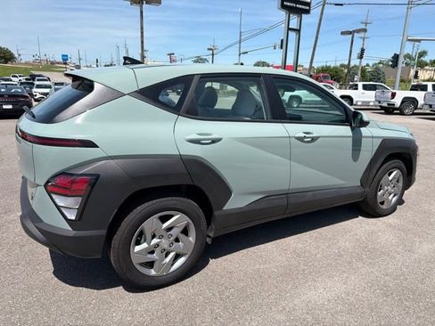 Used 2026 Hyundai Kona SE FWD image 17
