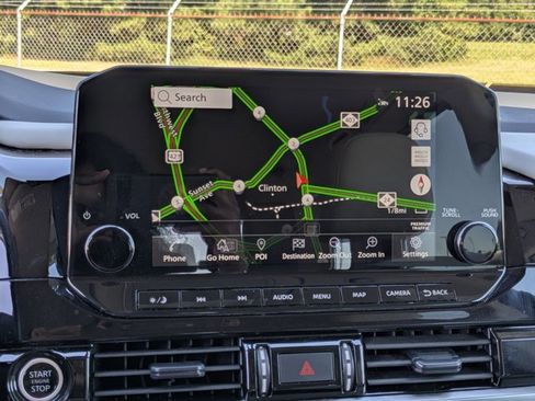 Certified 2024 Nissan Pathfinder SL image 21