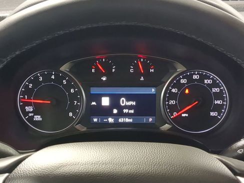 Used 2024 GMC Terrain SLT w/ Infotainment Package II FWD image 33