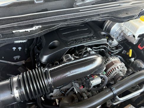 Used 2019 RAM 1500 Limited AWD/4WD image 60