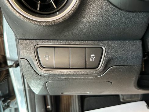 Used 2023 Kia Forte LXS FWD image 18