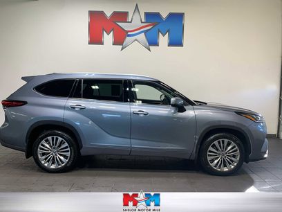 Used 2023 Toyota Highlander Platinum