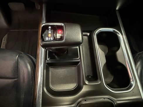 Used 2022 Chevrolet Silverado 1500 High Country w/ Max Trailering Package AWD/4WD image 35