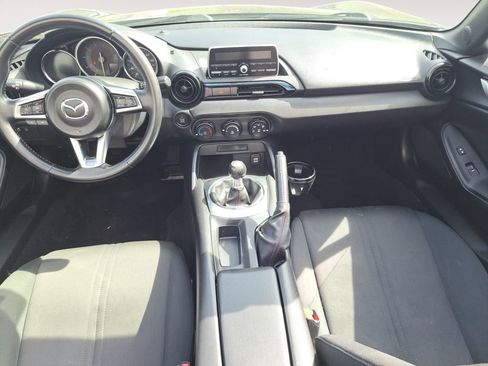 Used 2016 MAZDA MX-5 Miata Sport image 11
