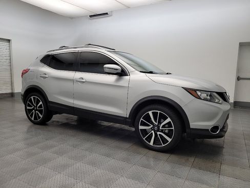 Used 2017 Nissan Rogue Sport SL image 11