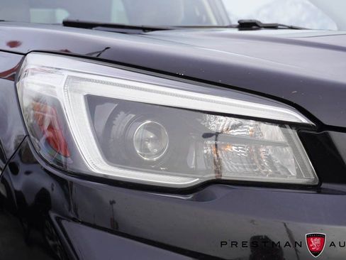 Used 2021 Subaru Forester Premium AWD/4WD image 12
