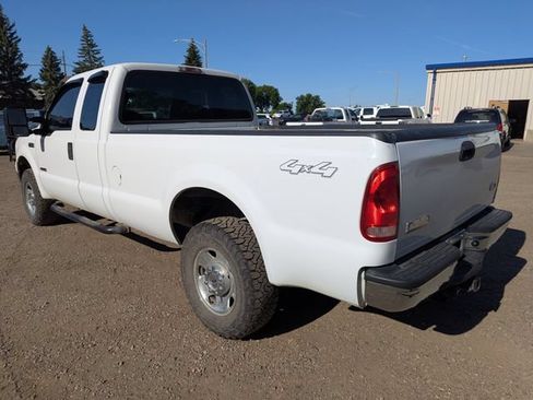 Used 2006 Ford F250 XLT AWD/4WD image 12