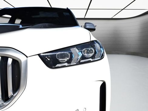 Used 2024 BMW X5 xDrive40i image 16