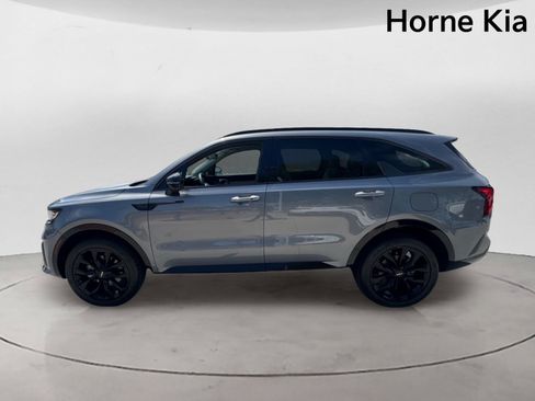 Certified 2023 Kia Sorento SX AWD/4WD image 6