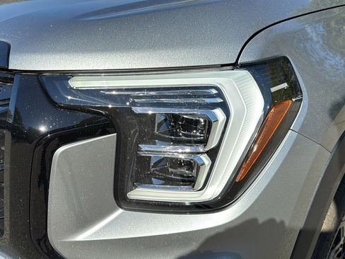New 2026 GMC Terrain Elevation w/ Elevation Premium Package image 4