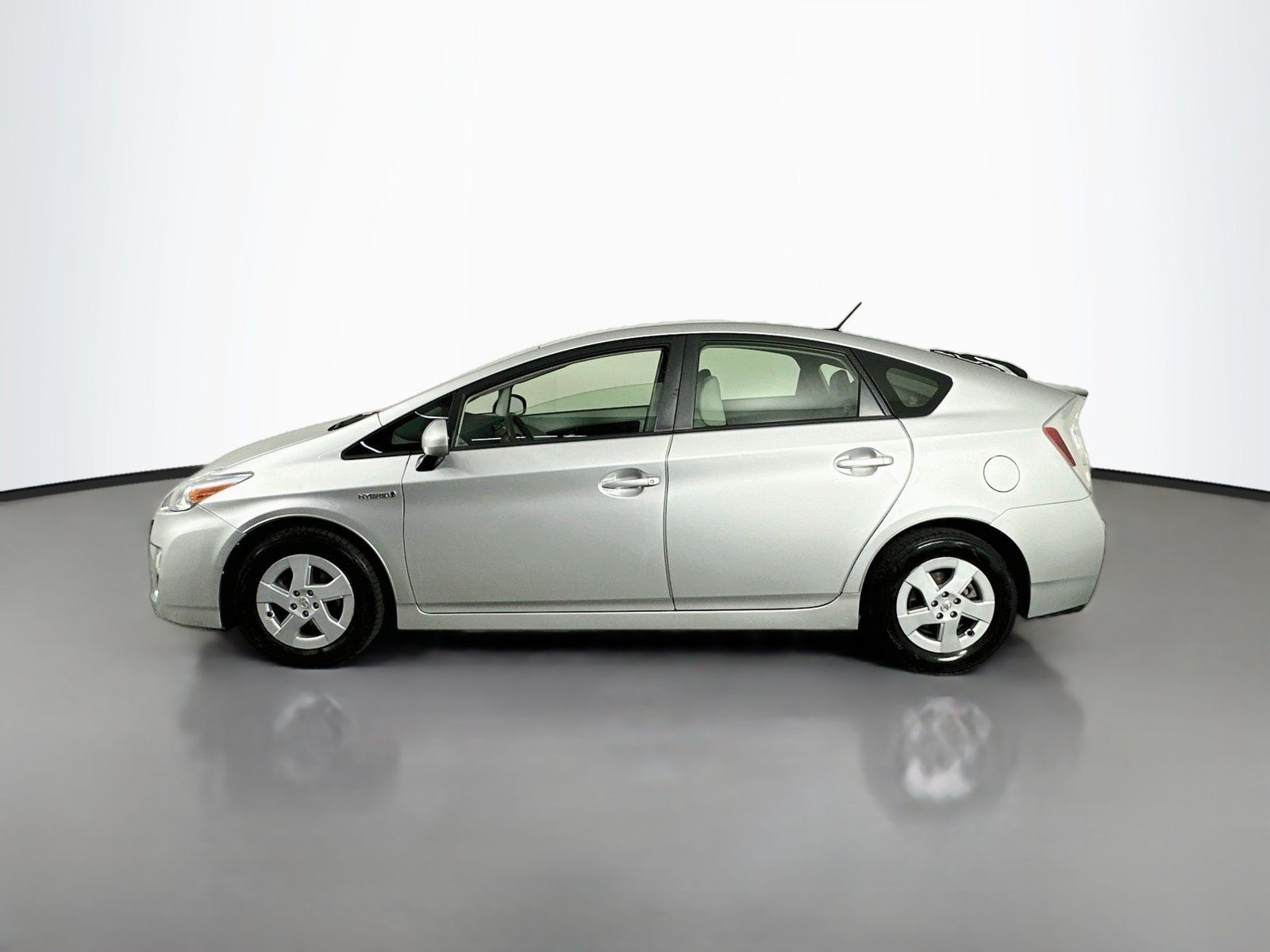 Used 2011 Toyota Prius Three FWD image 4