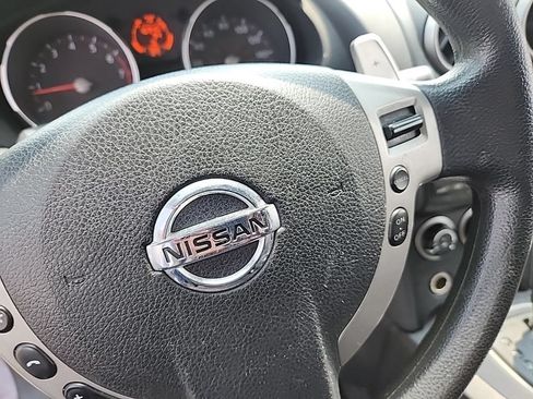 Used 2009 Nissan Rogue SL w/ Premium Pkg AWD/4WD image 11