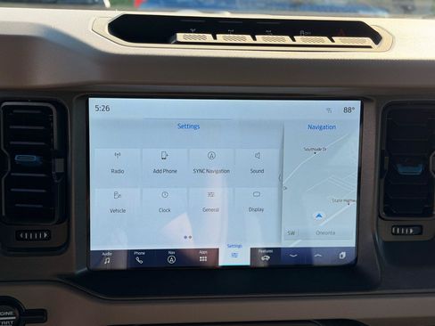 Used 2024 Ford Bronco Wildtrak AWD/4WD image 26