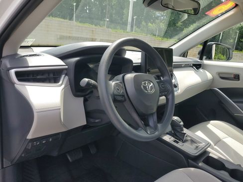 Used 2026 Toyota Corolla Cross L FWD image 14