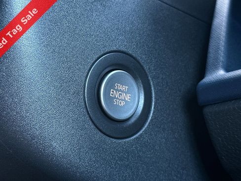 New 2025 Volkswagen ID. Buzz Pro S image 22