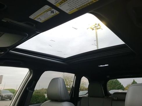 Certified 2025 Subaru Forester Limited image 22