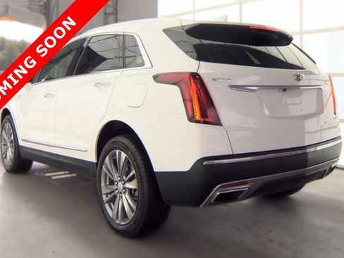 Used 2025 Cadillac XT5 Premium Luxury FWD image 5